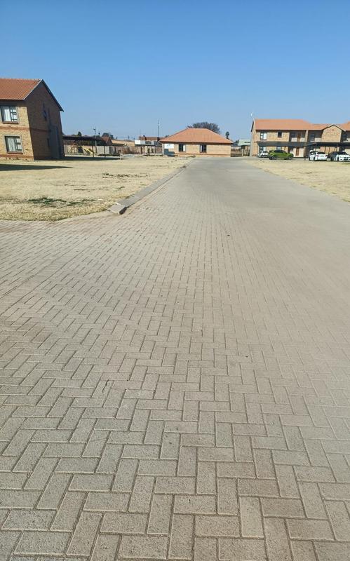 To Let 2 Bedroom Property for Rent in Klerksdorp North West